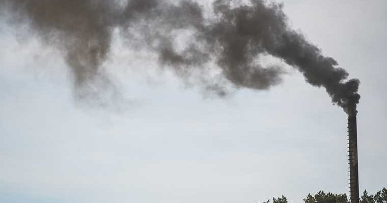 Горки Шурышкарский район ЯНАО строительство хоккейного корта котельная недовольство населения