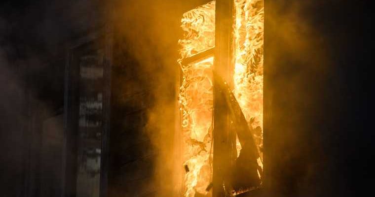 Тюмень огонь пожар