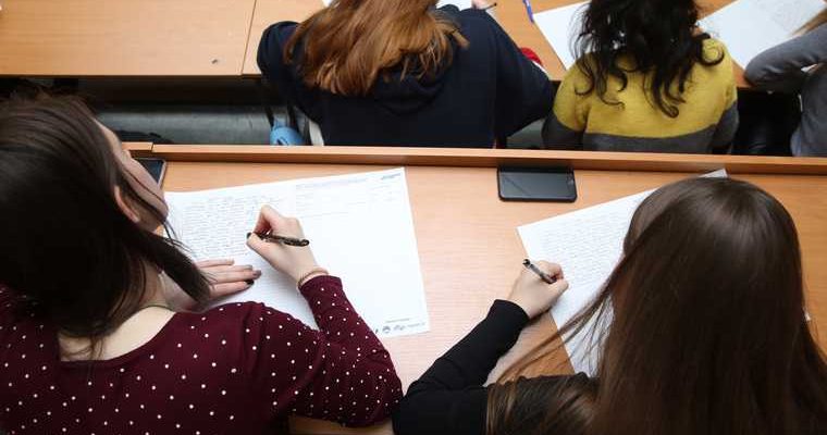 ЯМК Салехард студентов госпитализировали с коронавирусом