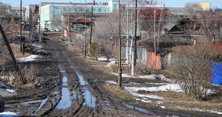 в Кургане не смогли отремонтировать дорогу