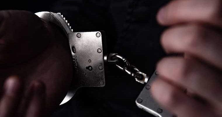 закон Шугалея россиян защитят за границей