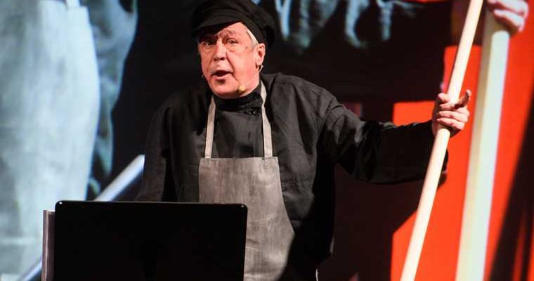 Адвокат сообщил об исчезновении ефремова из колонии