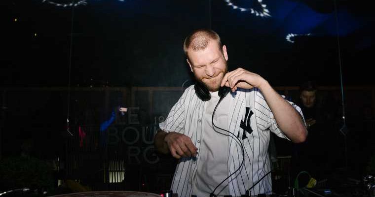 ведущие «Орла и решки»