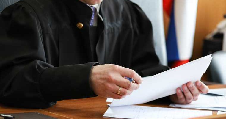 суд признал экс-губернатора Хабаровского края виновным в растрате