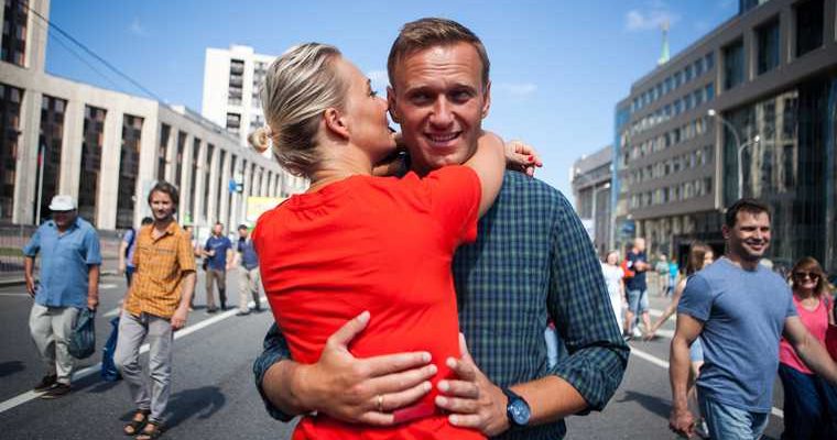 Лебедев извинился