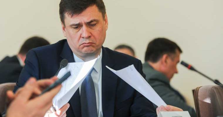 Челябинск мэрия администрация задержание ФСБ вице мэр Олег Извеков Вячеслав Бежин