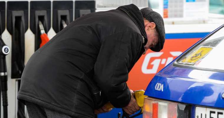 Бензин минэнерго морозы подорожание