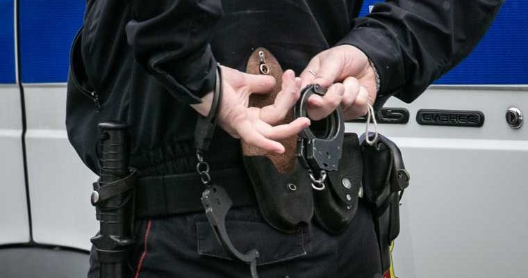 УМВД ХМАО Урай Сургутский район Париж соцсети интернет