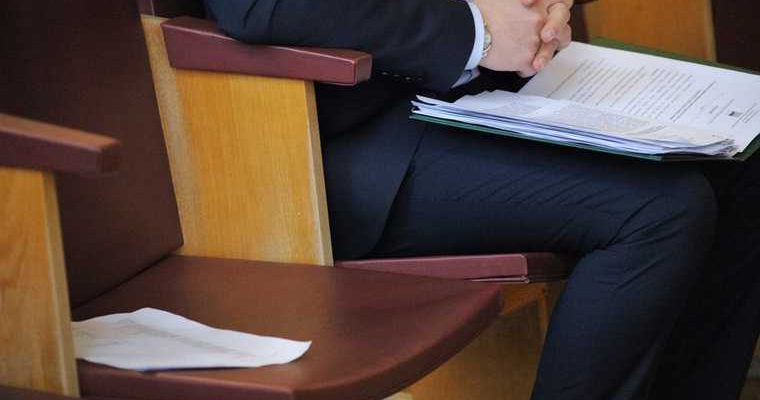 претендент на пост