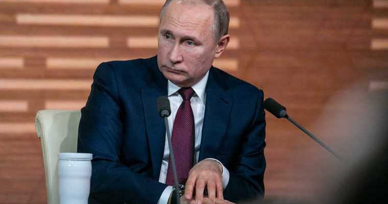 Путин предложил ввести доплату 5 тысяч для учителей