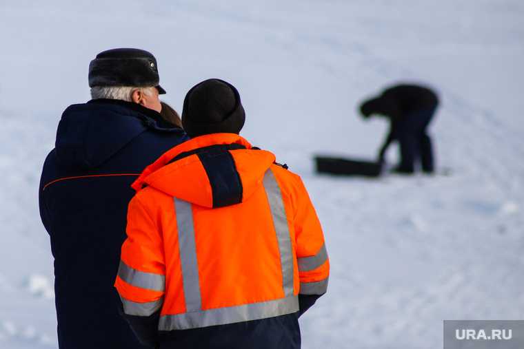 труп мужчины лед спасатели Пермь