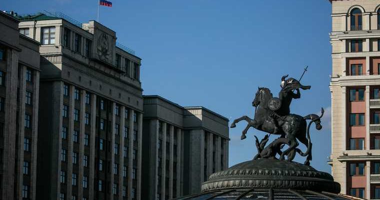 Луиза Носкова биатлонистка