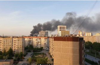 Район Екатеринбурга заволокло дымом от пожара