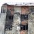 В ЯНАО несколько лет не могут снести сгоревшее здание. Видео
