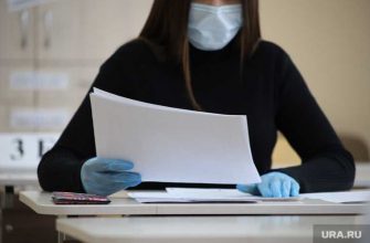 Школьники протест результаты ОГЭ математика директор департамента образования ХМАО Алексей Дренин