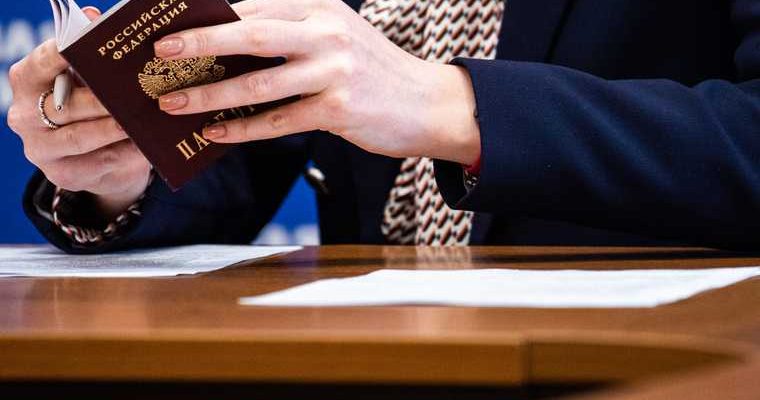 Выборы в государственную думу первый кандидат-самовыдвиженец пенсионер Виктор Кузнецов хмао нефтеюганск